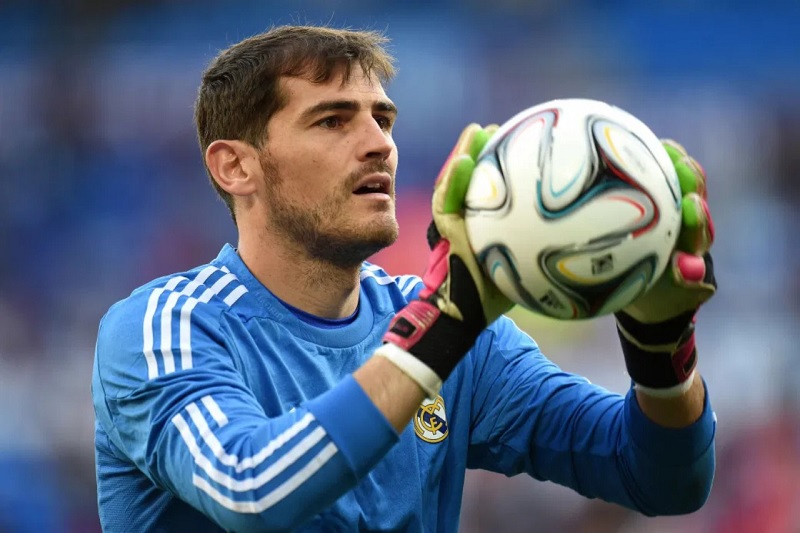 top-10-huyen-thoai-real-madrid-vi-dai-nhat-moi-thoi-dai-iker-casillas